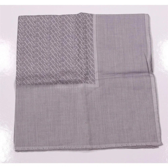 Zilli Gray Cotton Hand Rolled Made in France Pocket Square 18" x 18" - Picture 2 of 6